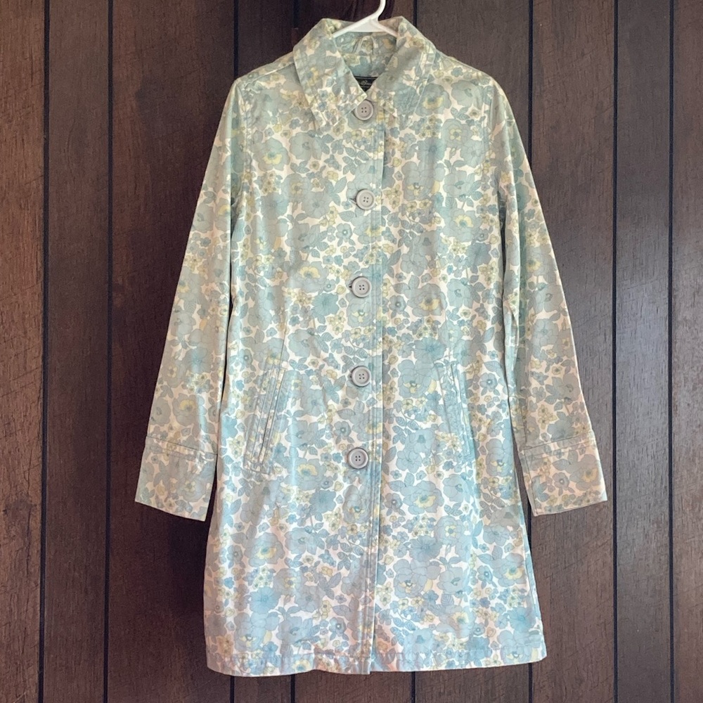Tall Eddie Bauer Floral Pastel Blue Cream Women's Coat | Flawed